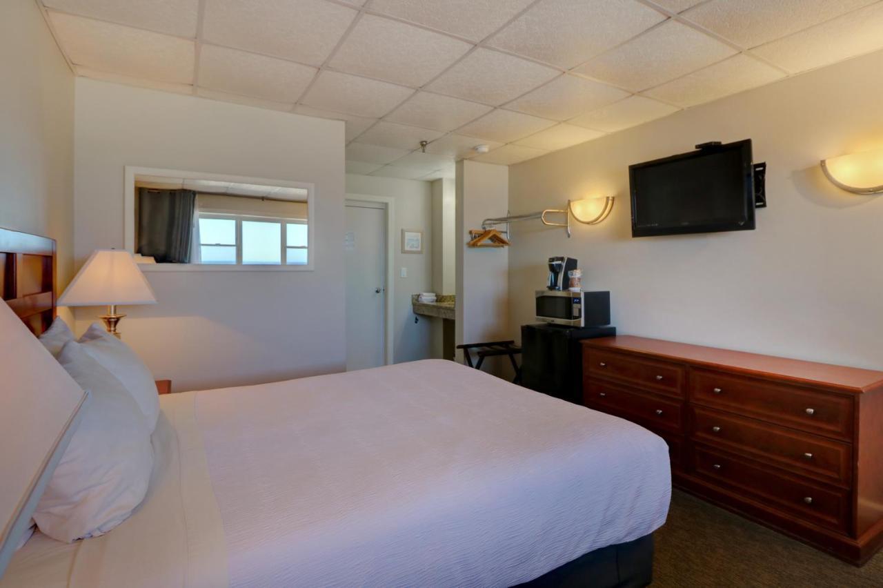 Atlantic Oceanfront Hotel, Wells Beach Екстериор снимка